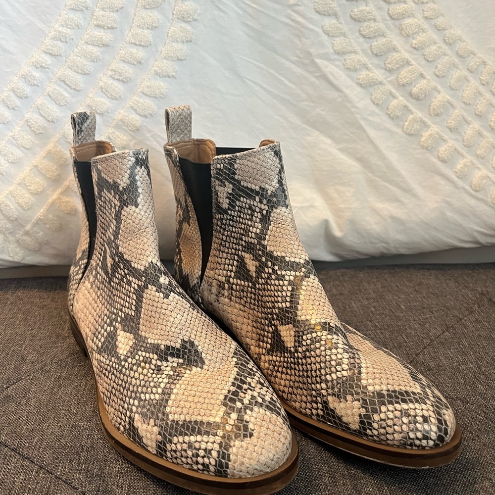 Lucky Brand Snakeskin Ankle Boots - Picture 6 of 6